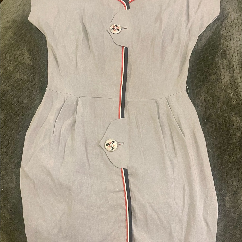 Vintage Light Gray Cap-Sleeve Button Front Dress with Trim